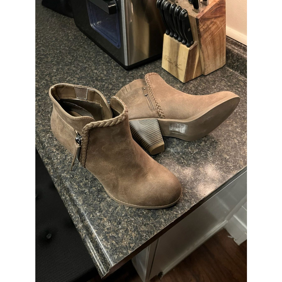 New Torrid Braided Cone Heel Bootie (WW) - Picture 5 of 10